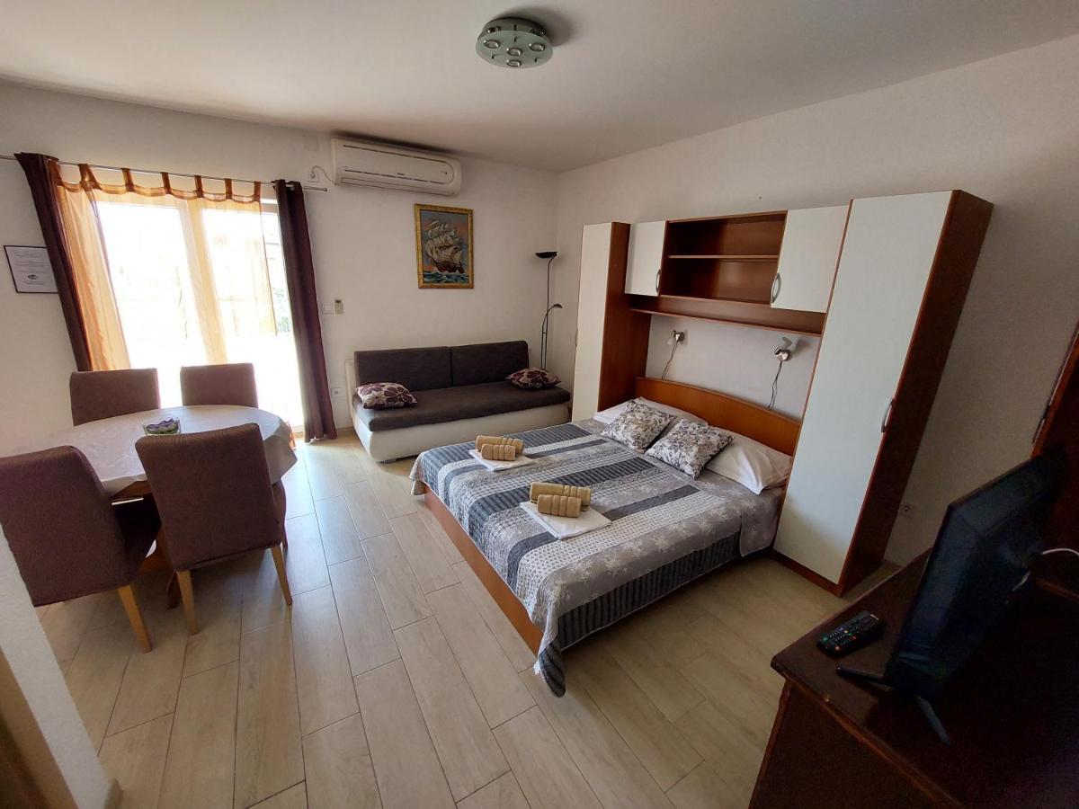 Apartments Matic Baška Voda Exterior foto