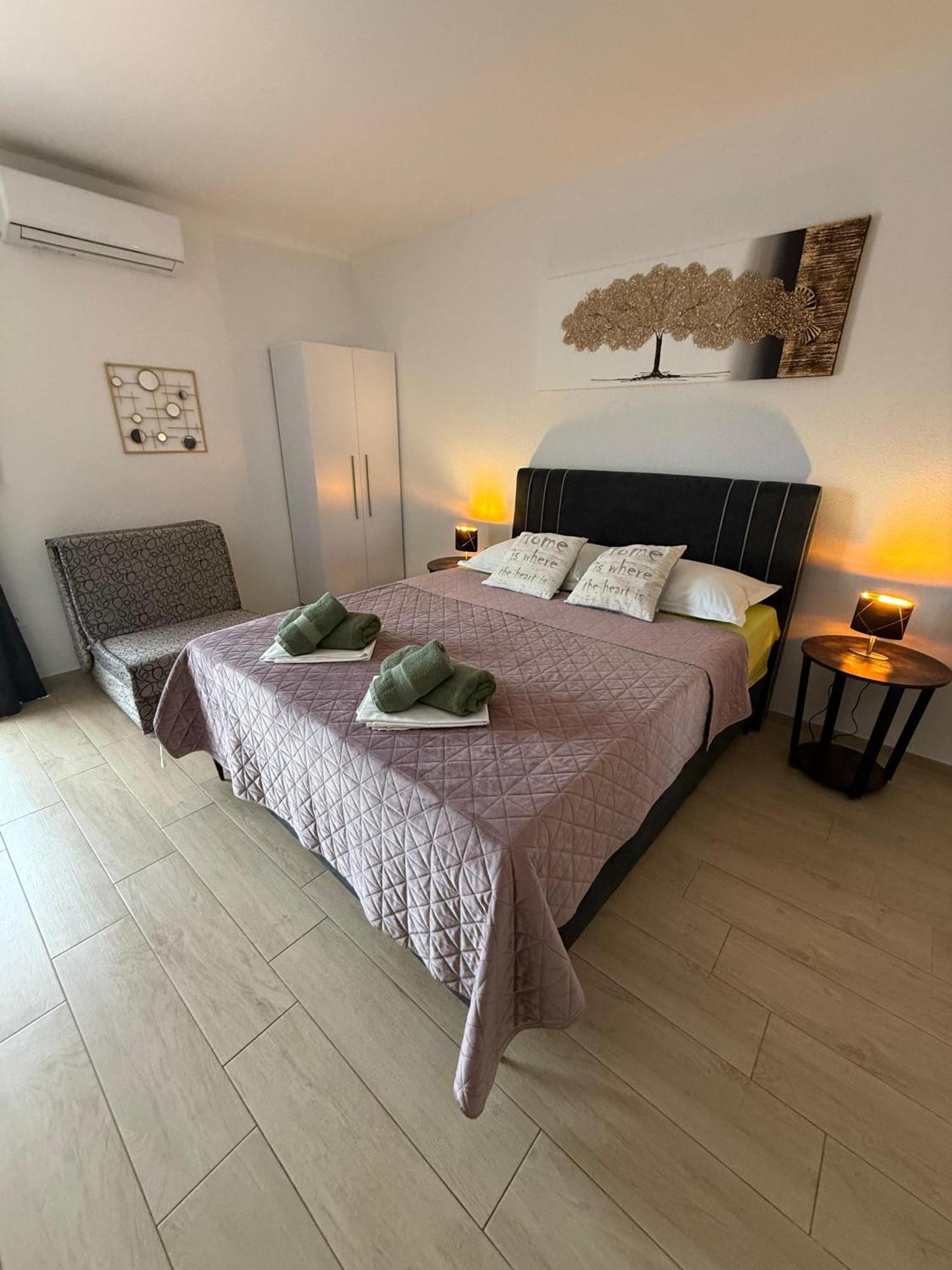 Apartments Matic Baška Voda Quarto foto